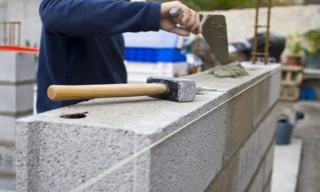 Wykonywanie pomiarów i badań zapraw murarskich oraz mieszanek betonowych
